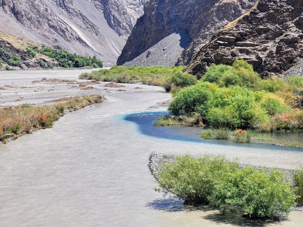 Hiking the Upper Jizew Valley
