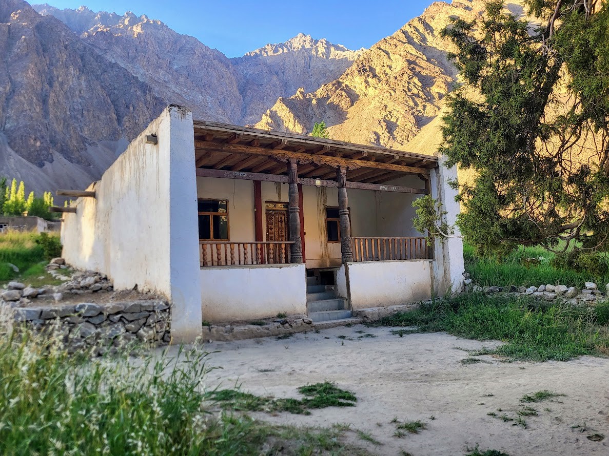 Jizew – Bardara Village