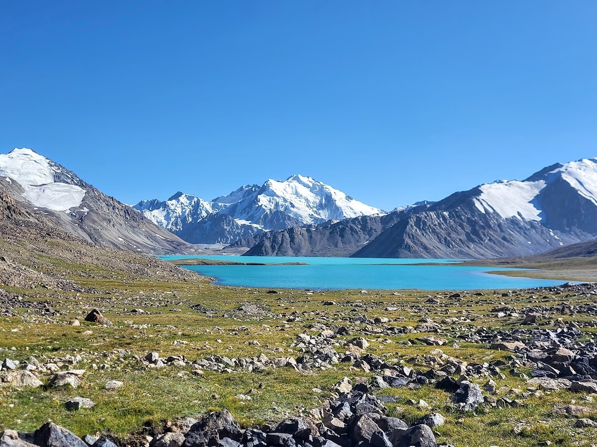 Ukhinj – Zarosh Lake